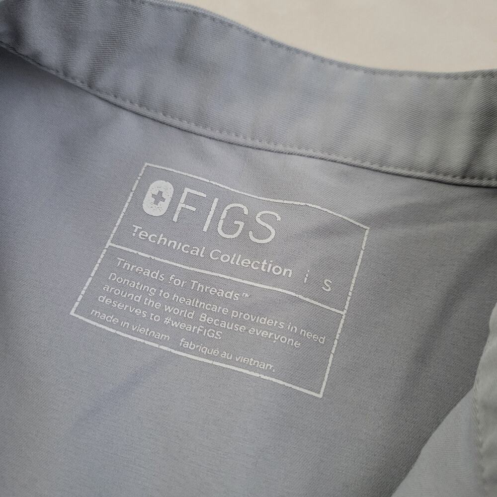 FIGS Rafaela Oversized Scrub Top Womens Small Gray Technical Collection - Picture 6 of 9